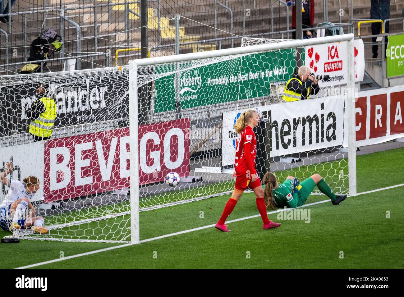 Storica partita di football femminile alla Platinumcars Arena di Norrköping tra IFK Norrköping e Bergdalens IK nella seconda fila svedese Elitettan. Foto Stock