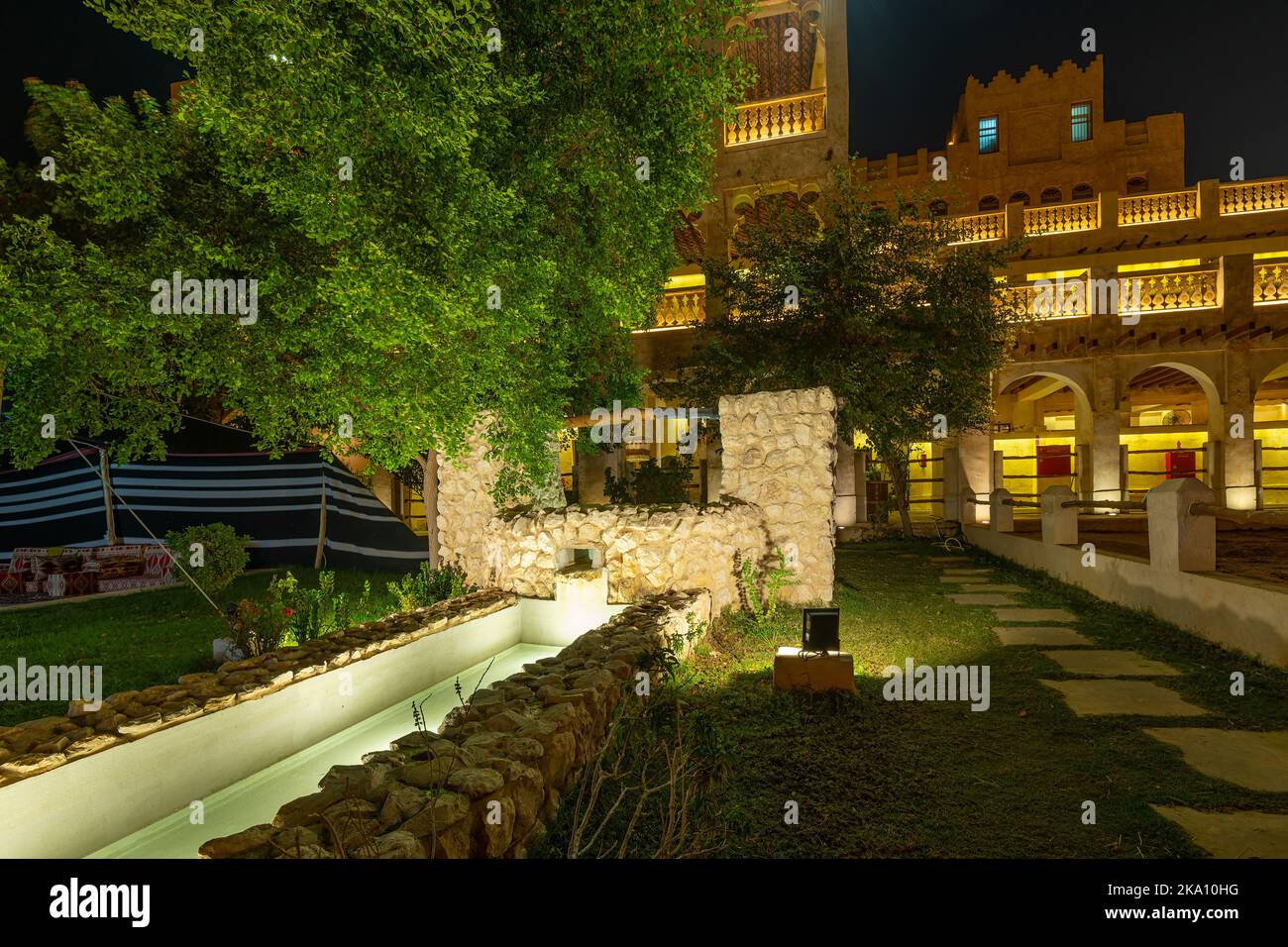 Doha, Qatar - 27 ottobre 2022: Suq di cavalli Doha Qatar vicino al suq waqif Foto Stock