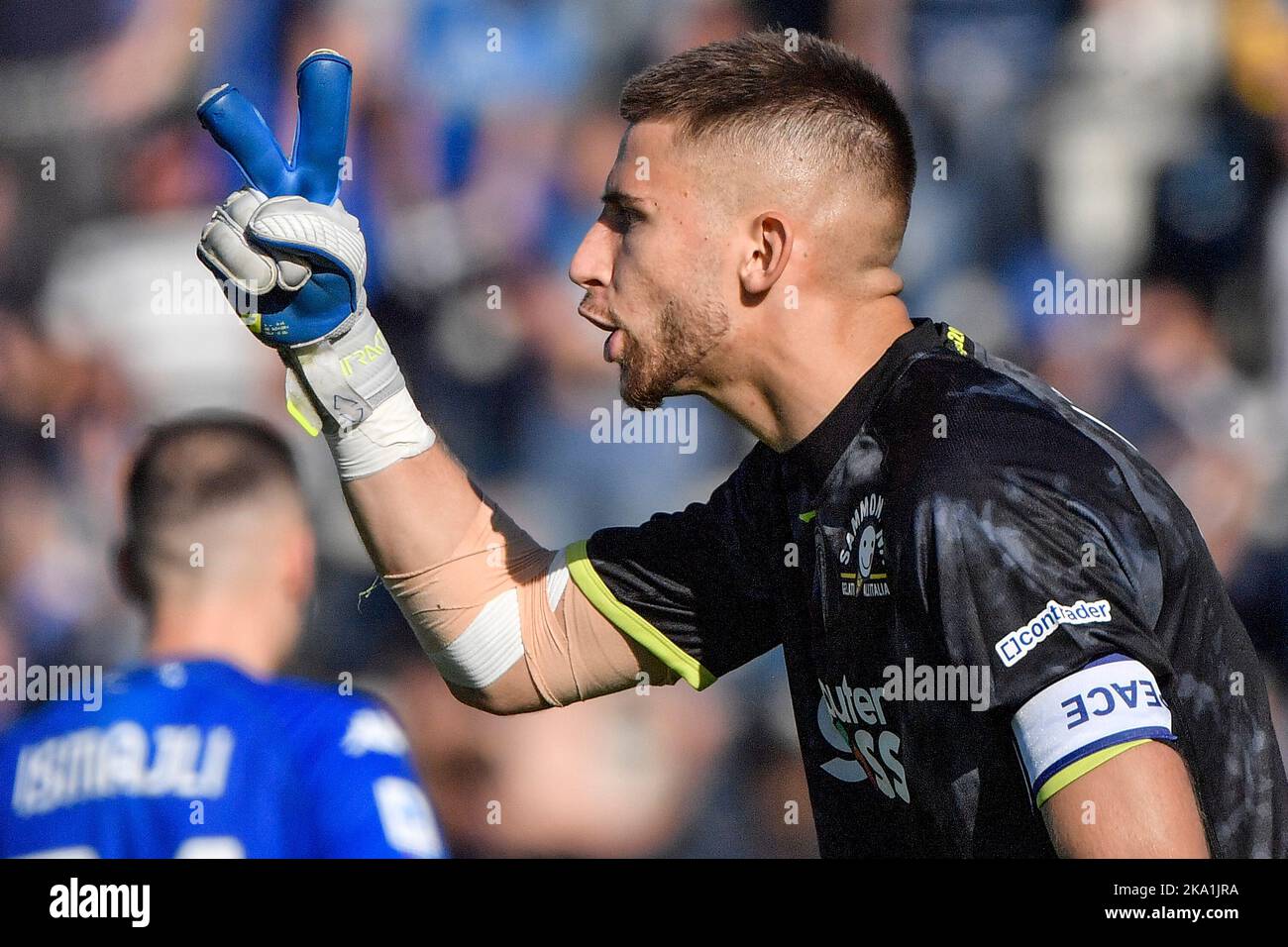 Guglielmo Vicario di Empoli FC reagisce durante la Serie A una partita di calcio tra Empoli FC e Atalanta BC allo stadio Carlo Castellani di Empoli (Italia) Foto Stock