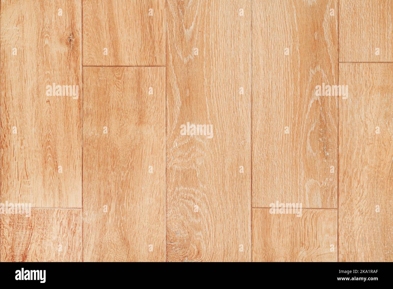 Piastrelle in ceramica testurizzata in legno per pavimenti in bagno superficie come sfondo, vista dall'alto Foto Stock