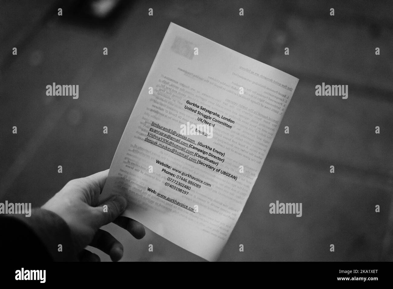Gyanraj Rai ha proseguito lo sciopero della fame il 7th 2013 novembre per protestare contro il trattamento di Gurkhas da parte del governo britannico, Whitehall London. Foto Stock