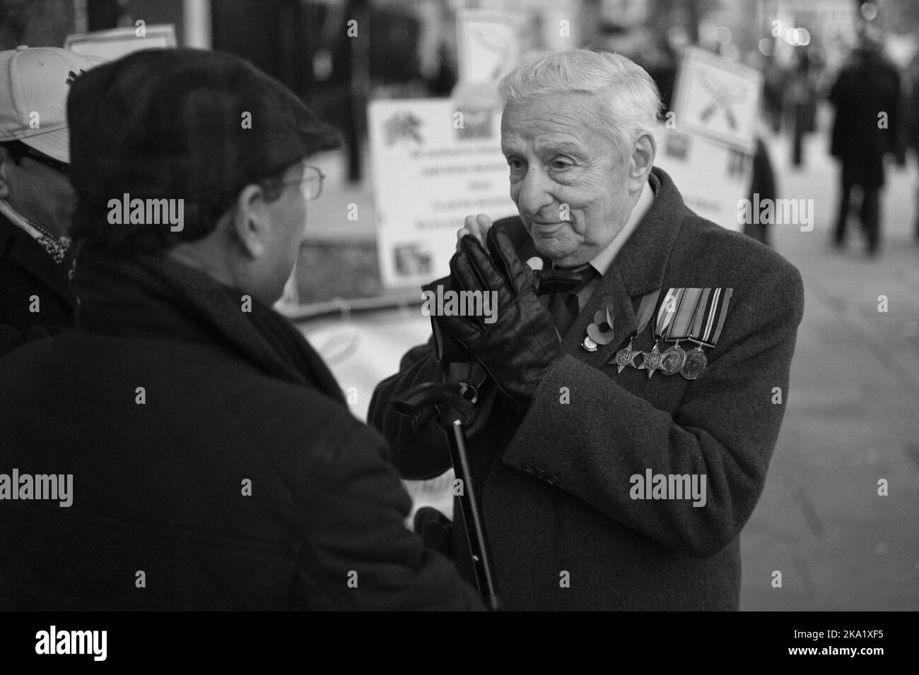 Gyanraj Rai ha proseguito lo sciopero della fame il 7th 2013 novembre per protestare contro il trattamento di Gurkhas da parte del governo britannico, Whitehall London. Foto Stock