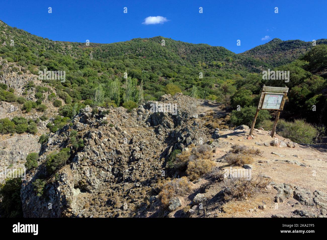 La valle Ligona vicino Molyvos Lesbos Settentrionale, Isole dell'Egeo Settentrionale, Grecia. Foto Stock