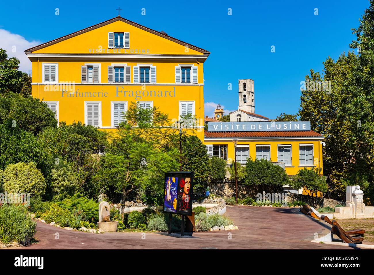 Grasse, Francia - 6 agosto 2022: Museo storico del profumo Fragonard in Rue Ossola nel quartiere della città vecchia di Grasse profumeria Foto Stock