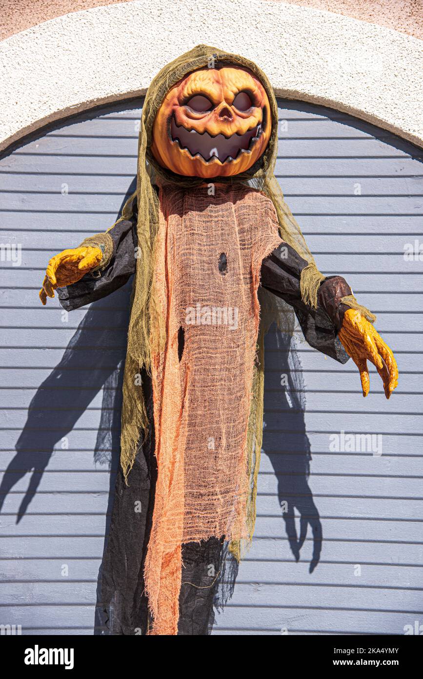 Un fantasma di zucca Halloween decorazione. Foto Stock