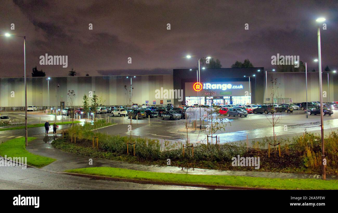 Nuovo enorme negozio The Range apre nel grande parco Western Retail nella cappella della batteria Foto Stock