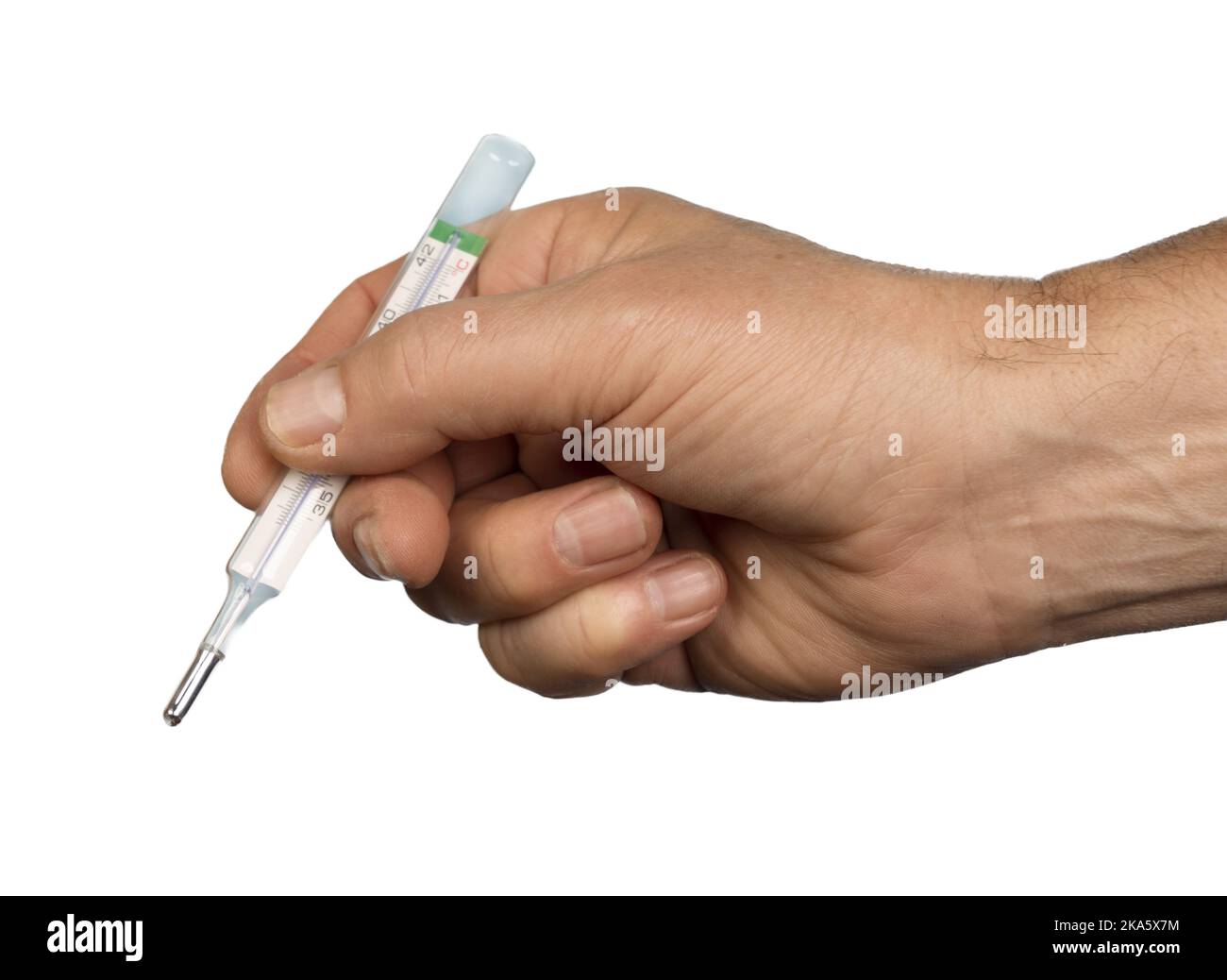 una mano maschio che tiene un termometro su una superficie trasparente Foto Stock