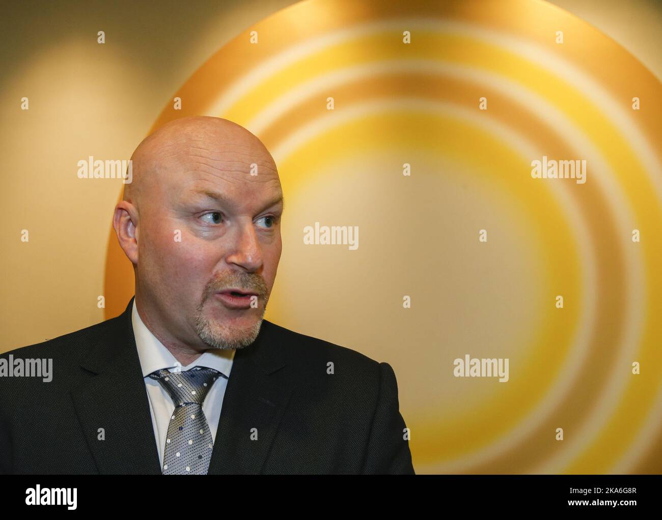 Oslo, Norvegia 20160222. Capo della Commissione delle indagini della Stella scandinava, Frank K. Olsen incontra la stampa. Foto: Terje Pedersen / NTB scanpix Foto Stock