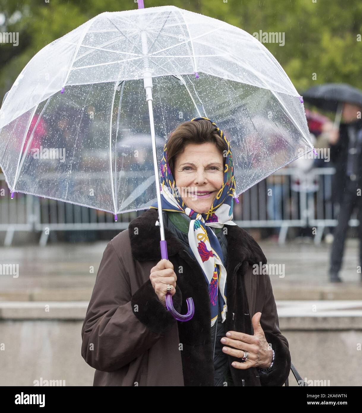 OSLO, Norvegia 20170510. Regina Silvia di Svezia in partenza da Honnorbrygga a Oslo in un viaggio per il pranzo sul Royal Yacht il Mercoledì. Foto: Berit Roald / NTB scanpix Foto Stock