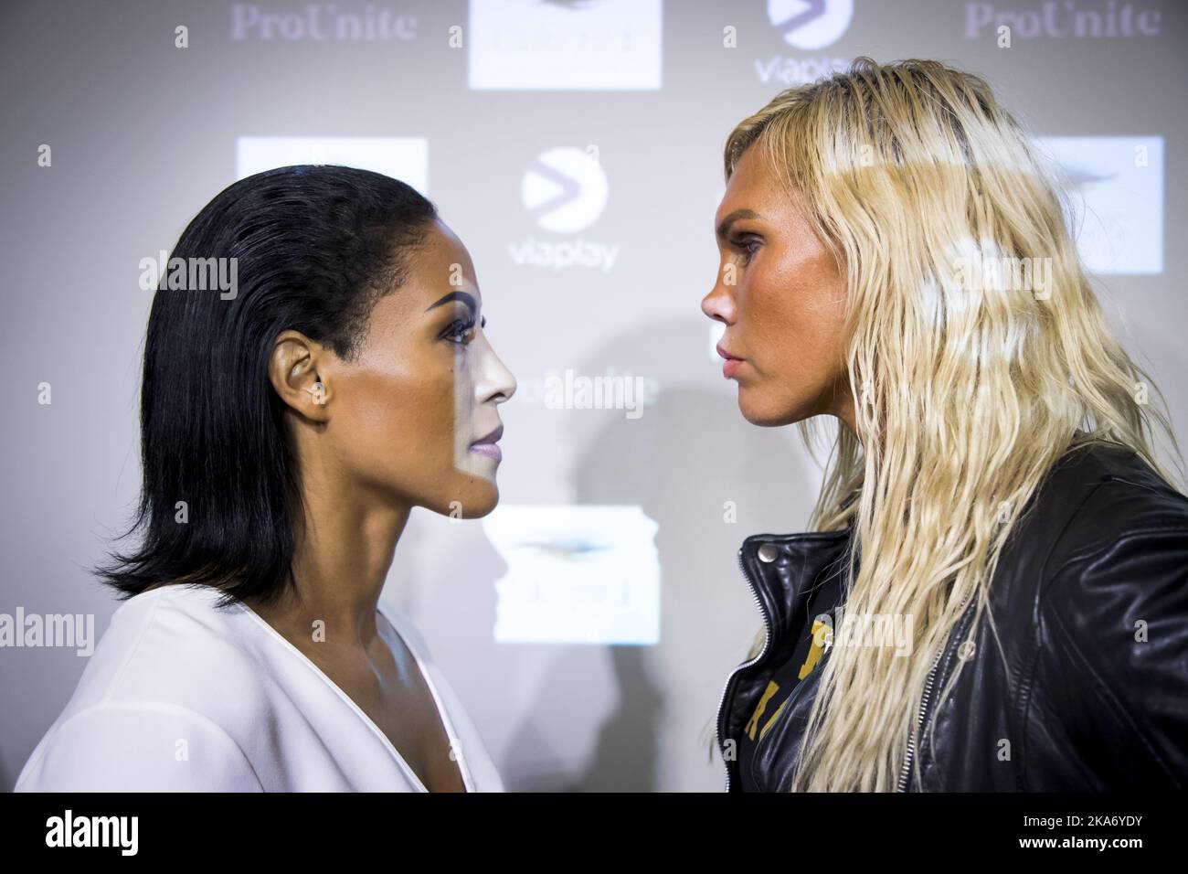 Oslo, Norvegia 20170906. Conferenza stampa con Cecilia Braekhus (a sinistra) e lo svedese Mikaela Laurén si ritrovano nella lotta di pugilato 21st ottobre a Stokke, Foto: Heiko Junge / NTB scanpix Foto Stock