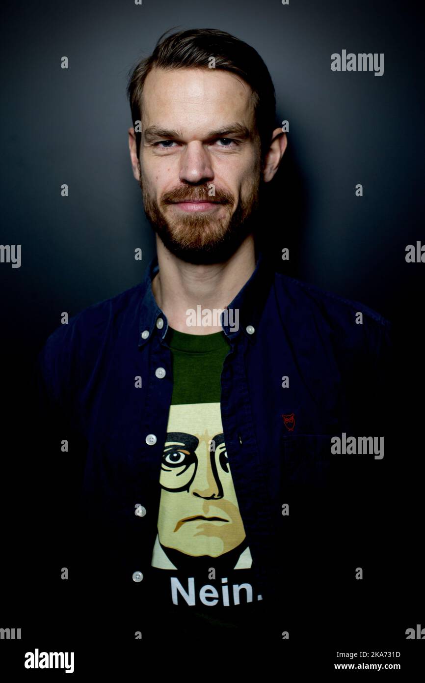 Professore di psicologia di buona vita: Allontanarsi dai libri di auto-aiuto. I norvegesi spendono 50 milioni di dollari l'anno in libri sull'auto-sviluppo. Lo psicologo danese Svend Brinkmann prende un accordo con l'industria gigante. Foto Stock