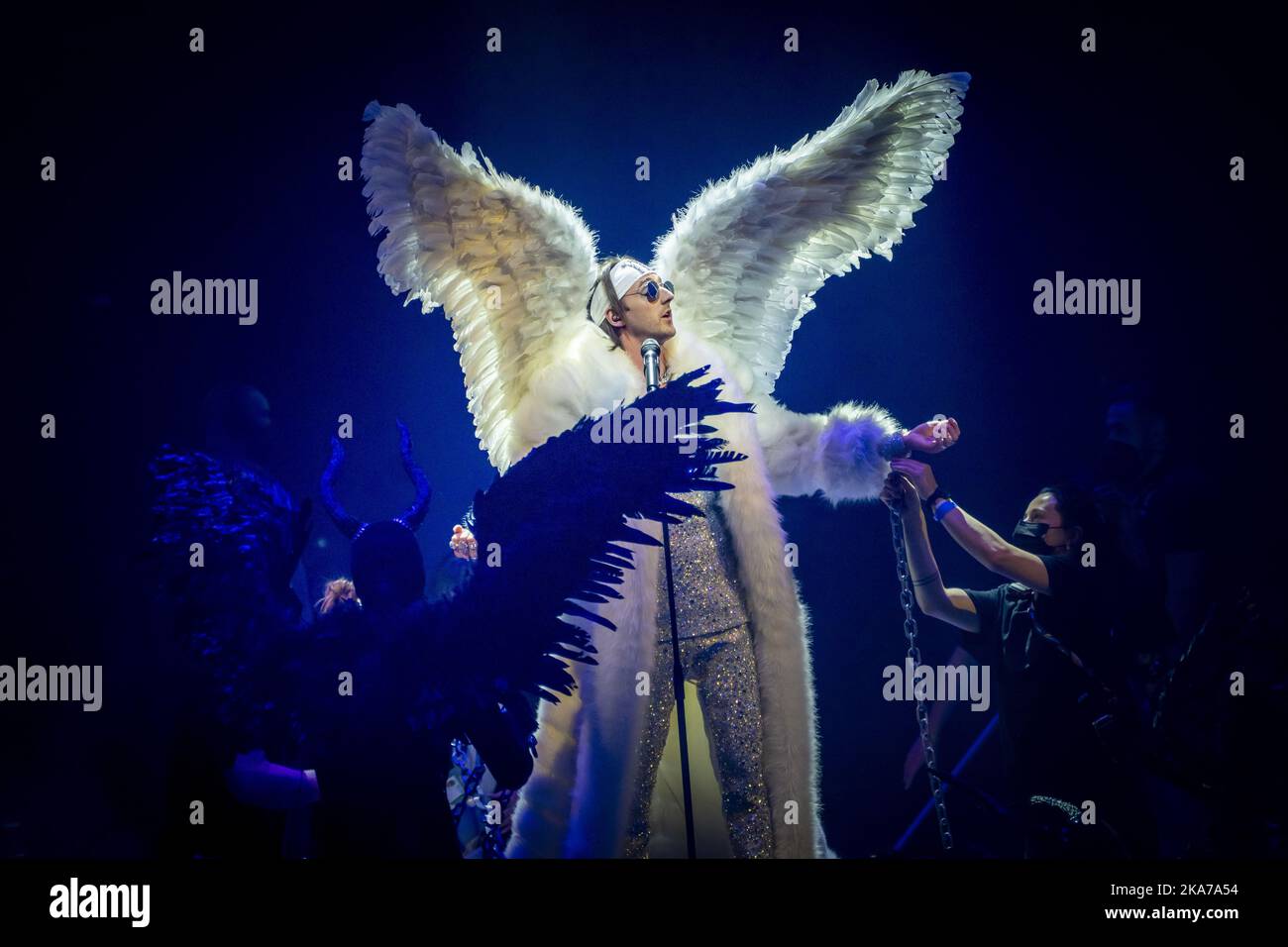 Rotterdam, Paesi Bassi 20210521. Andreas Andresen Haukeland, noto anche come Tix esegue Fallen Angel durante la prima prova di vestito prima della finale dell'Eurovision Song Contest Rotterdam il sabato. Foto: Heiko Junge / NTB Foto Stock