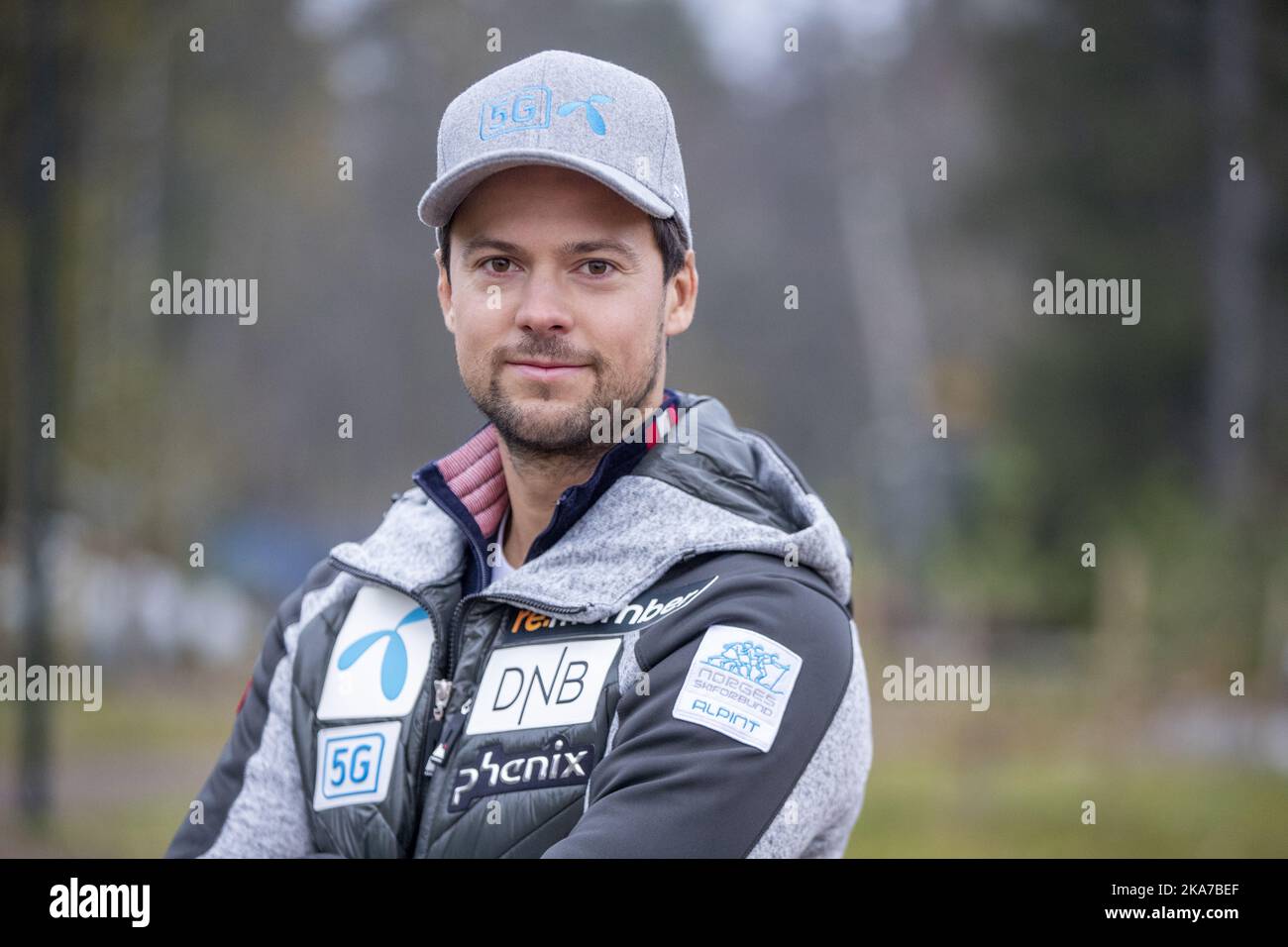 Oslo 20211029. L'alpinista Sebastian Foss SolevÃ nel corso di una conferenza stampa al vertice olimpico insieme alla nazionale norvegese di sci alpino. Foto: Javad Parsa / NTB Foto Stock