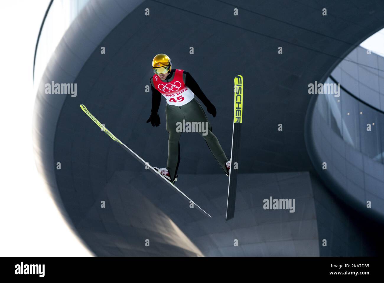 Zhangjiakou, Cina 20220215. JÃ¸rgen (Joergen) Graabak durante il salto parte di individualmente combinato per gli uomini su una grande collina durante le Olimpiadi invernali di Pechino 2022. Foto: Torstein boe / NTB Foto Stock