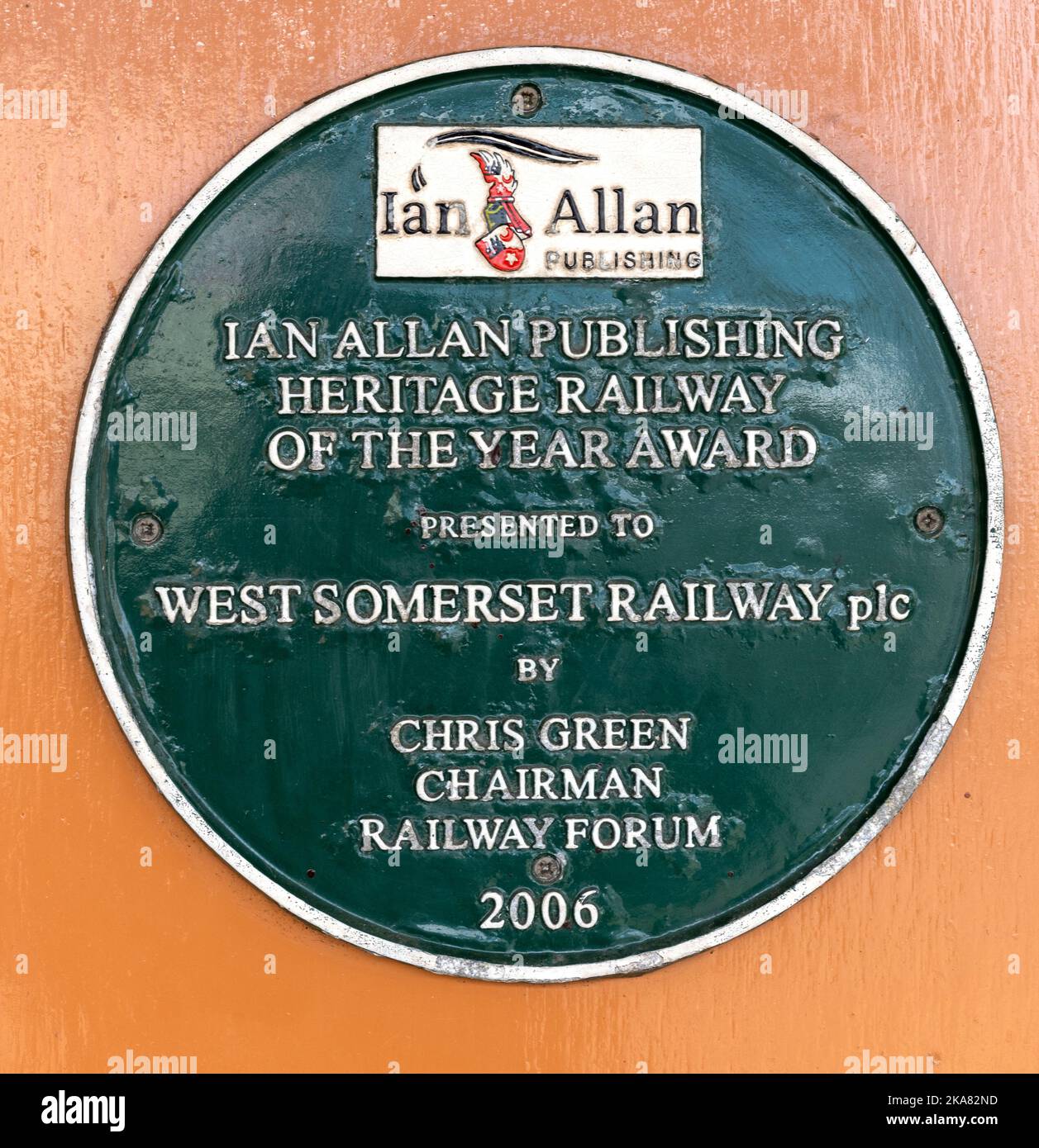 Ian Allan Green Plaque alla stazione ferroviaria di Minehead, West Somerset Preservation Railway, Minehead, Somerset, Inghilterra, Regno Unito Foto Stock