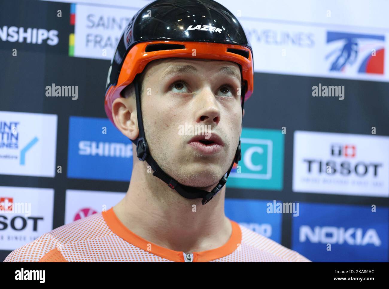Harrie Lavreysen dai Paesi Bassi ai Campionati mondiali di ciclismo su pista UCI 2022 a Saint-Quentin-en-Yvelines (Francia). Foto Stock