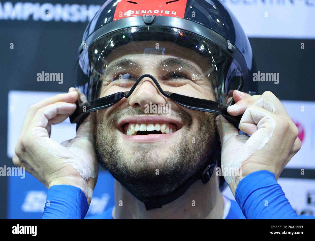 Filippo Ganna dall'Italia ai Campionati mondiali di ciclismo UCI 2022 a Saint-Quentin-en-Yvelines (Francia). Foto Stock