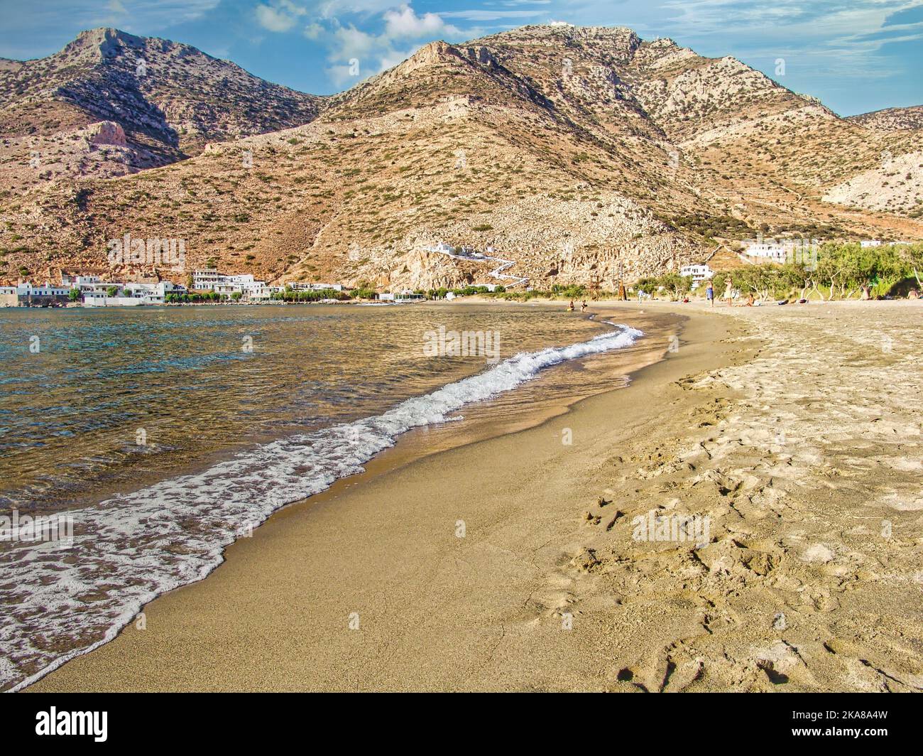 Una bella vista del villaggio Kamares sull'isola di Sifnos, Grecia Foto Stock