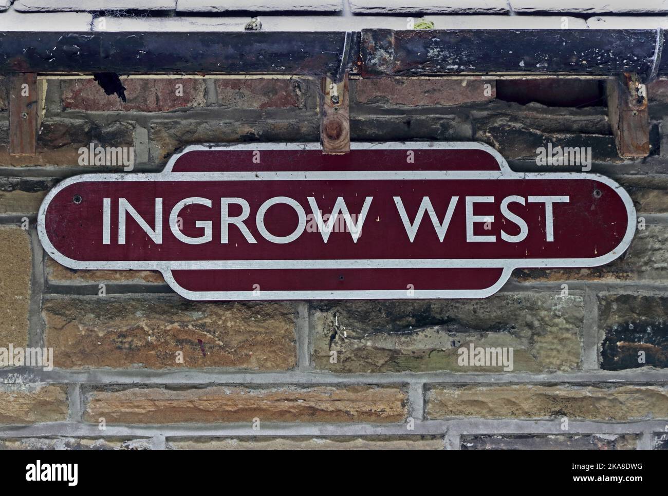 Cartello Ingrow West Station su Keighley & Worth Valley Railway Foto Stock