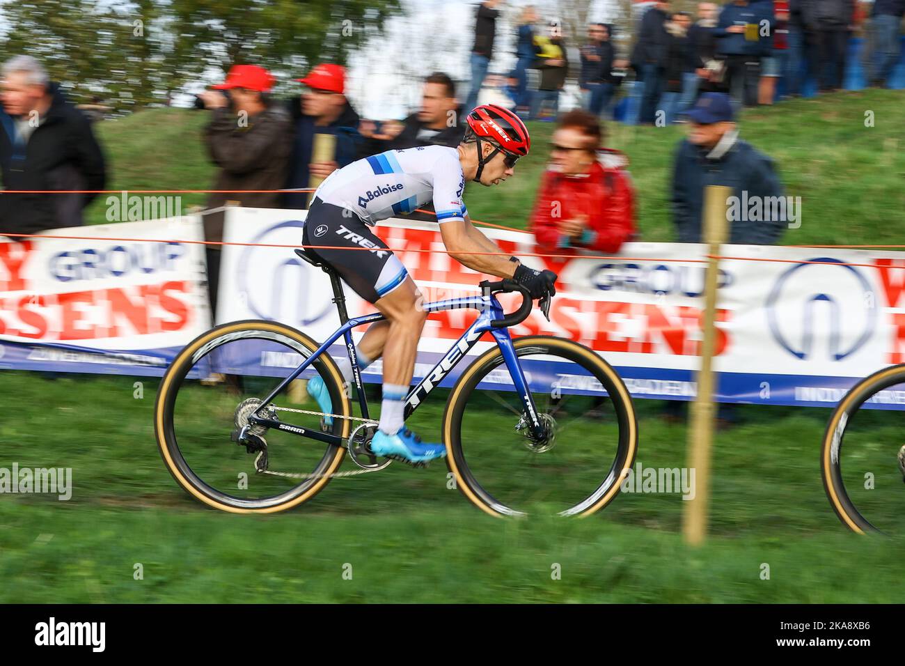 Melden, Belgio, 01 novembre 2022. L'olandese Lars Van Der Haar ha mostrato in azione durante la gara maschile durante il Koppenbergcross, la prima gara (su otto) del X2O° Trofeo Badkamers, a Melden, martedì 01 novembre 2022. FOTO DI BELGA DAVID PINTENS Foto Stock