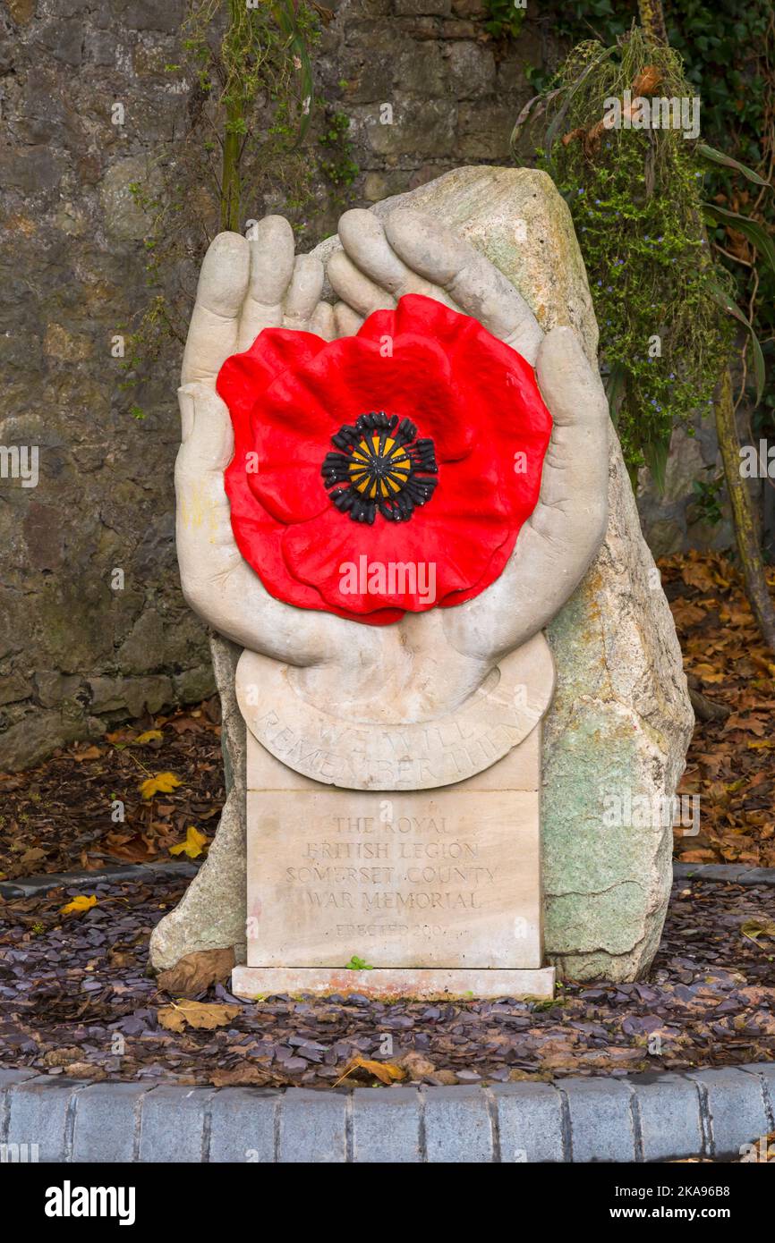 Il Royal British Legion Somerset County War Memorial a Grove Park a Weston Super Mare, Somerset Regno Unito nel mese di ottobre - li ricorderemo Foto Stock