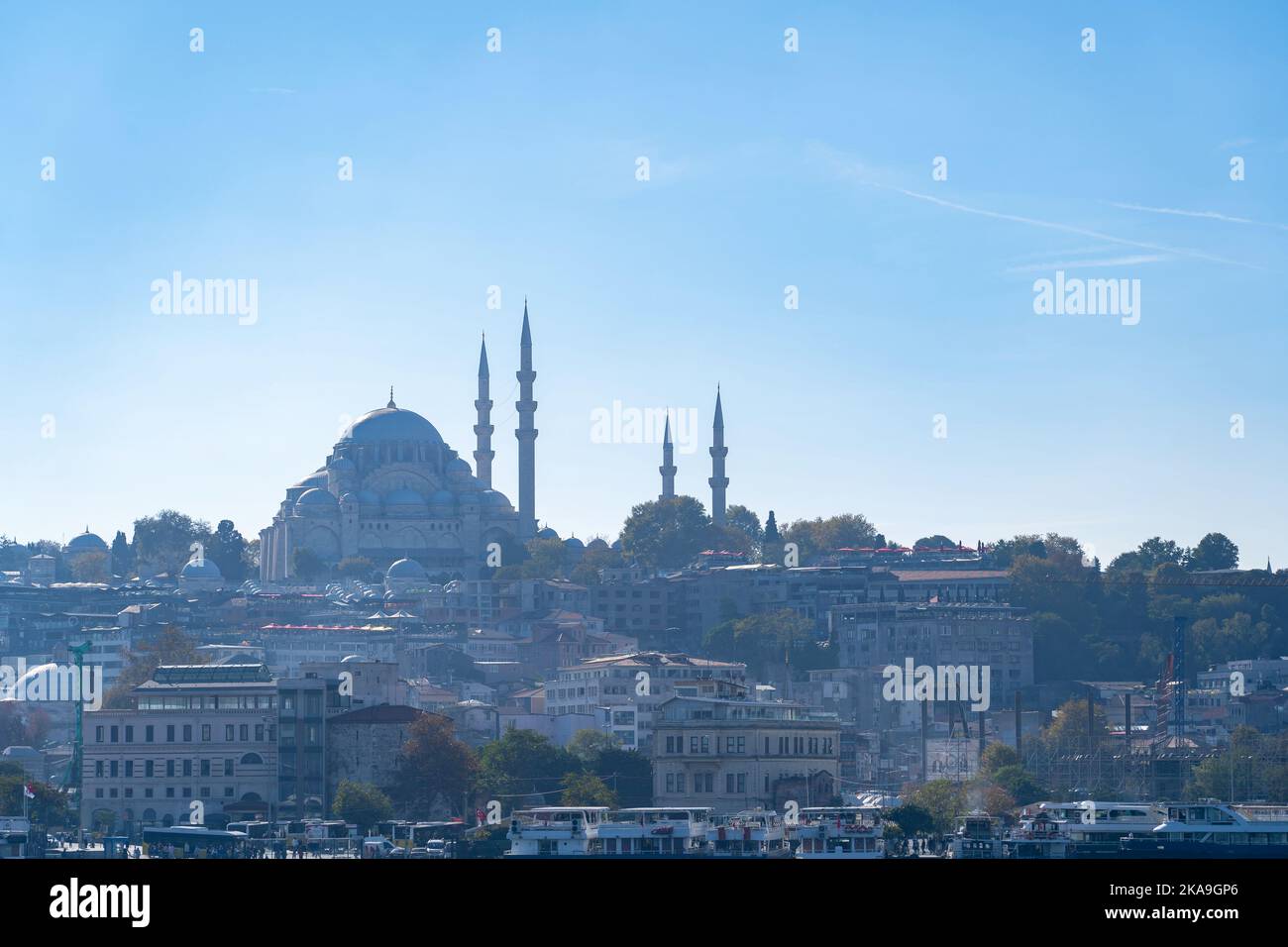 Moschea Yeni Cami e Hagia Sophia in Turchia Istanbul a Eminonu.selective fuoco Foto Stock