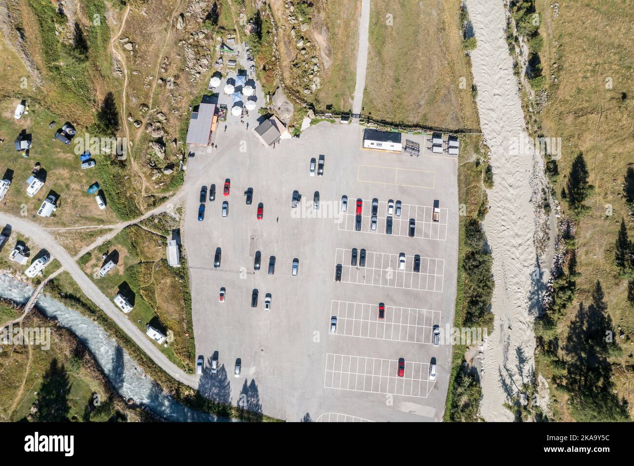 Veduta aerea del campeggio aera Fafleralp, valle Lotschental, Vallese, Svizzera Foto Stock