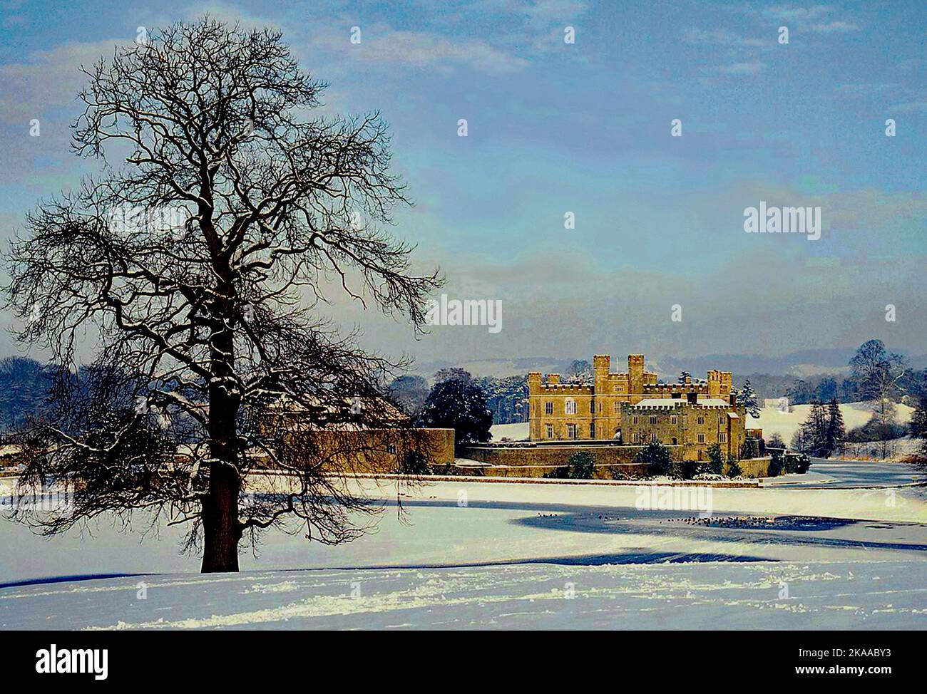 Neve invernale al castello di Leeds, Kent. Foto Stock