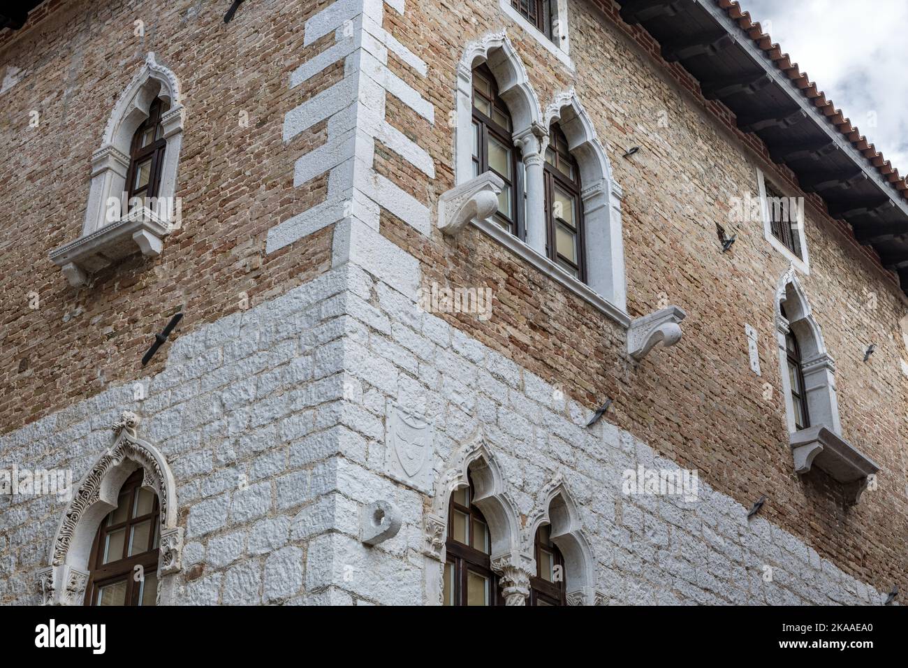 Palazzo Zuccato, 15th c., via Decumanus, Parenzo, Croazia Foto Stock