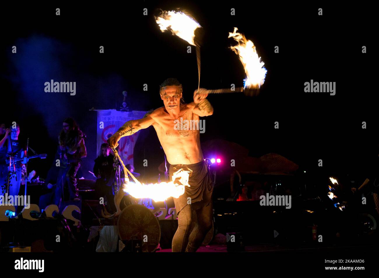 Spettacolo Fire and Music, Parade of Lost Souls, Vancouver, British Columbia, Canada Foto Stock