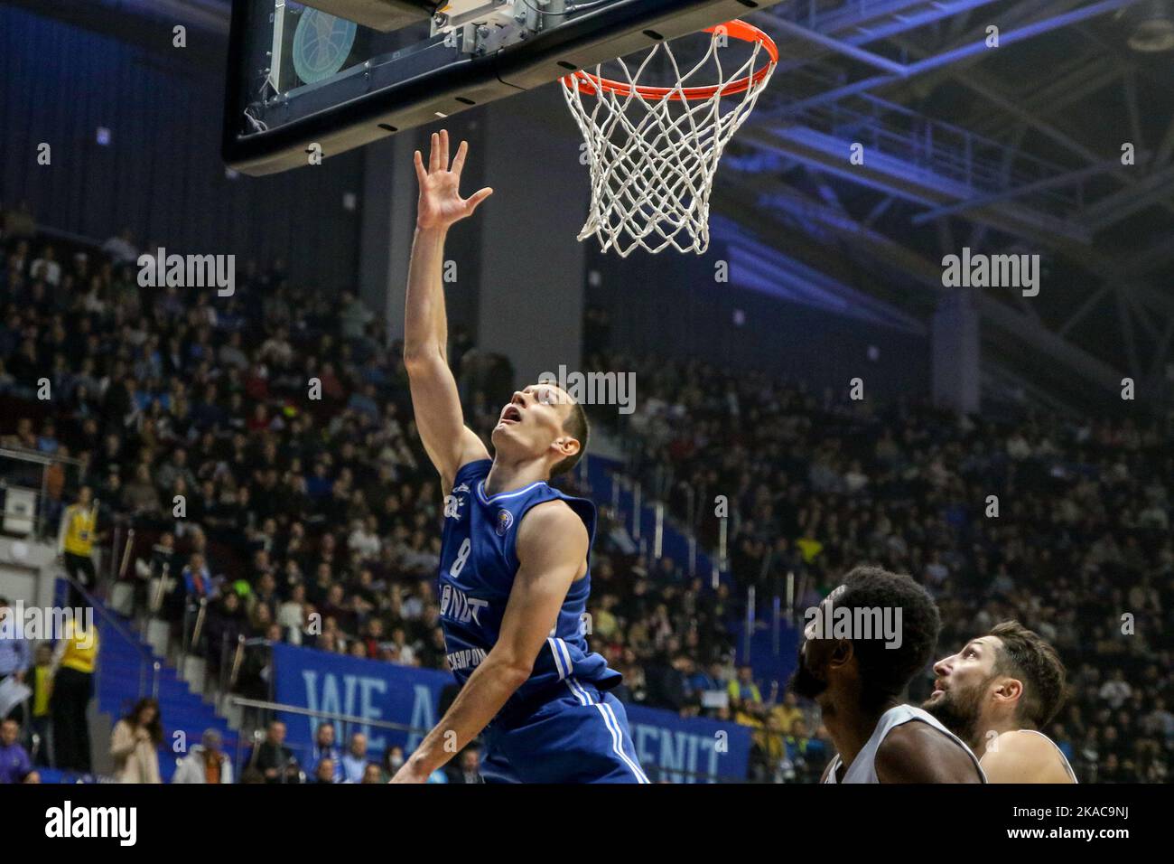 San Pietroburgo, Russia. 01st Nov 2022. Igor Volkhin (n.8) di Zenit visto in azione durante la partita di pallacanestro della VTB United League tra Zenit e CSKA alla Sibur Arena. Punteggio finale; Zenit 80:85 CSKA. Credit: SOPA Images Limited/Alamy Live News Foto Stock