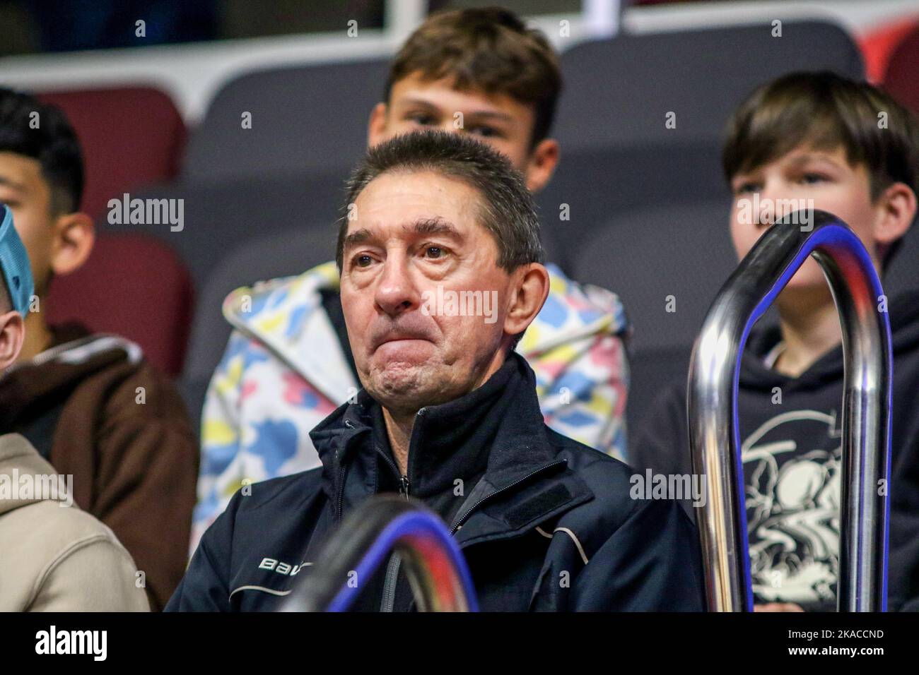 San Pietroburgo, Russia. 01st Nov 2022. I fan di Zenit hanno visto durante la partita di pallacanestro della VTB United League tra Zenit e CSKA alla Sibur Arena. Punteggio finale; Zenit 80:85 CSKA. (Foto di Konstantinov/SOPA Image/Sipa USA) Credit: Sipa USA/Alamy Live News Foto Stock