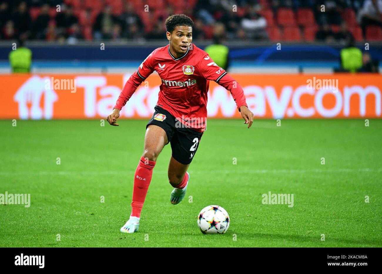 Champions League, BayArena Leverkusen; Bayer Leverkusen vs Club Brügge; Amine Adli Foto Stock