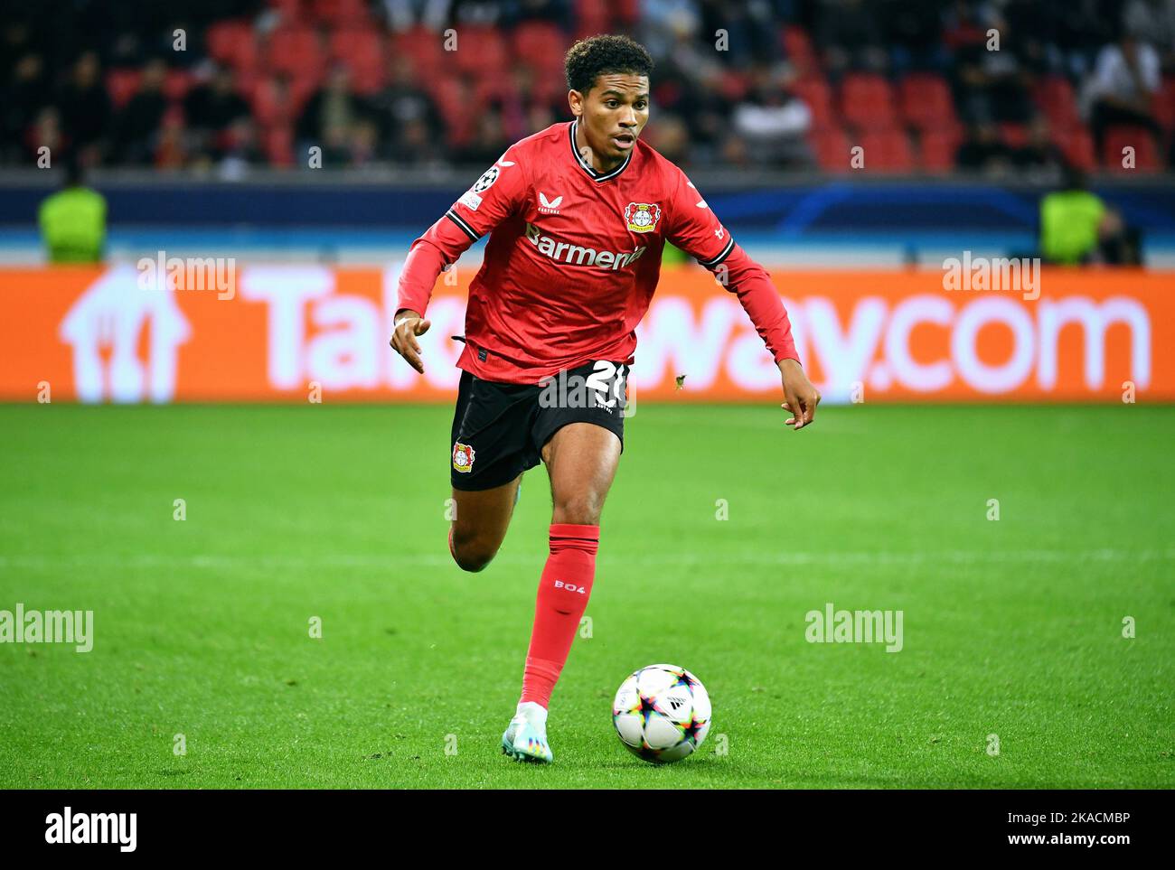 Champions League, BayArena Leverkusen; Bayer Leverkusen vs Club Brügge; Amine Adli Foto Stock