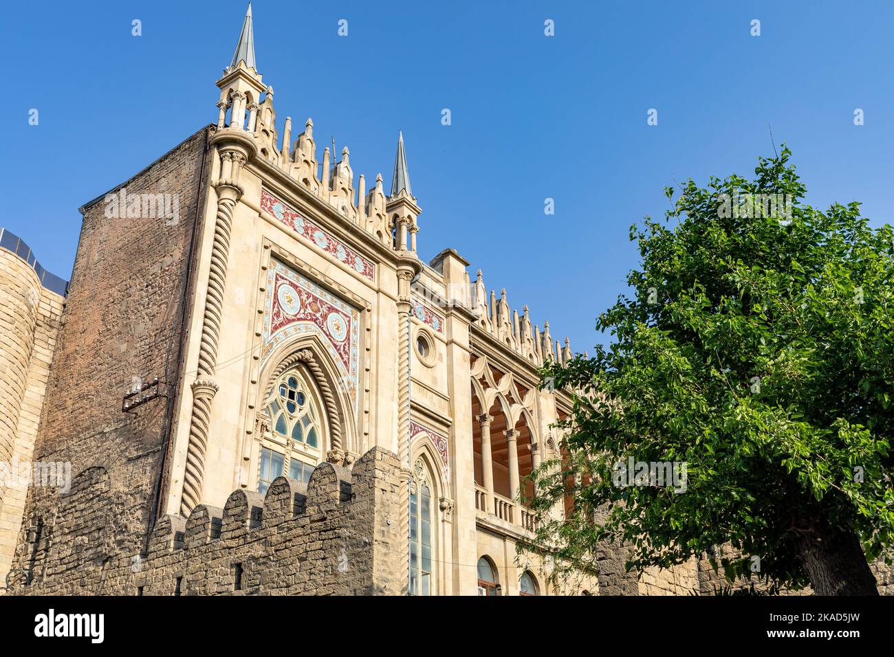 Città vecchia di Baku. Architettura medievale tradizionale. Baku, Repubblica di Azerbaigian. Mar Caspio e della regione del Caucaso. Foto Stock