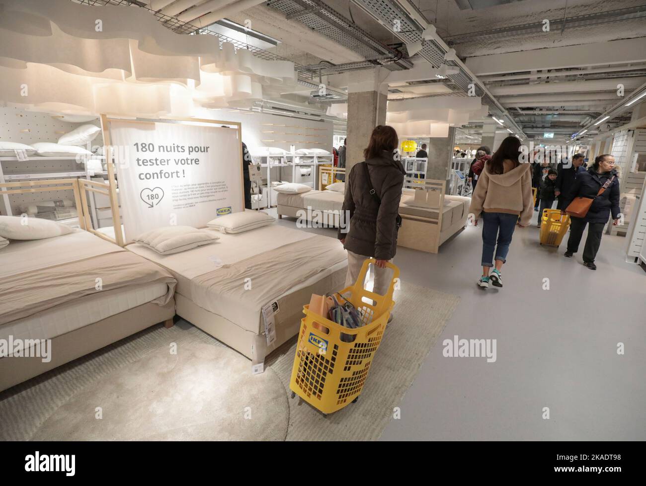 IKEA A INAUGURE SON PREMIER MAGASIN DE CENTRE-VILLE AU MONDE A PARIS Foto Stock