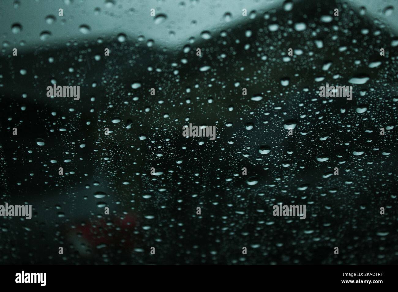 L'interno di un'auto in un giorno piovoso Foto Stock