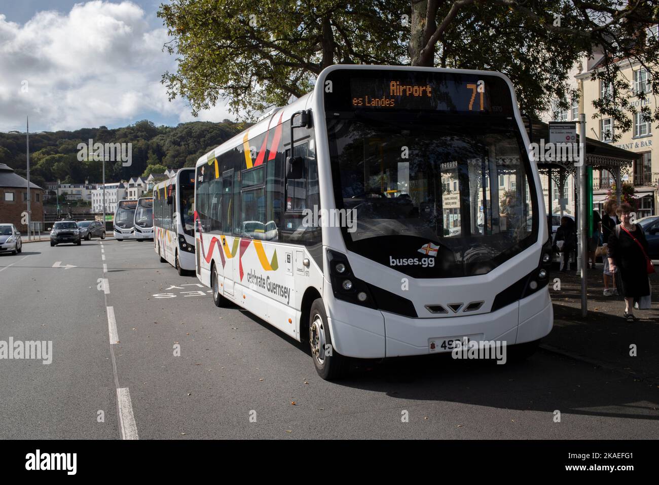 Autobus presso il Terminus a St Peter Port, Guernsey, Isole del canale, Regno Unito Foto Stock