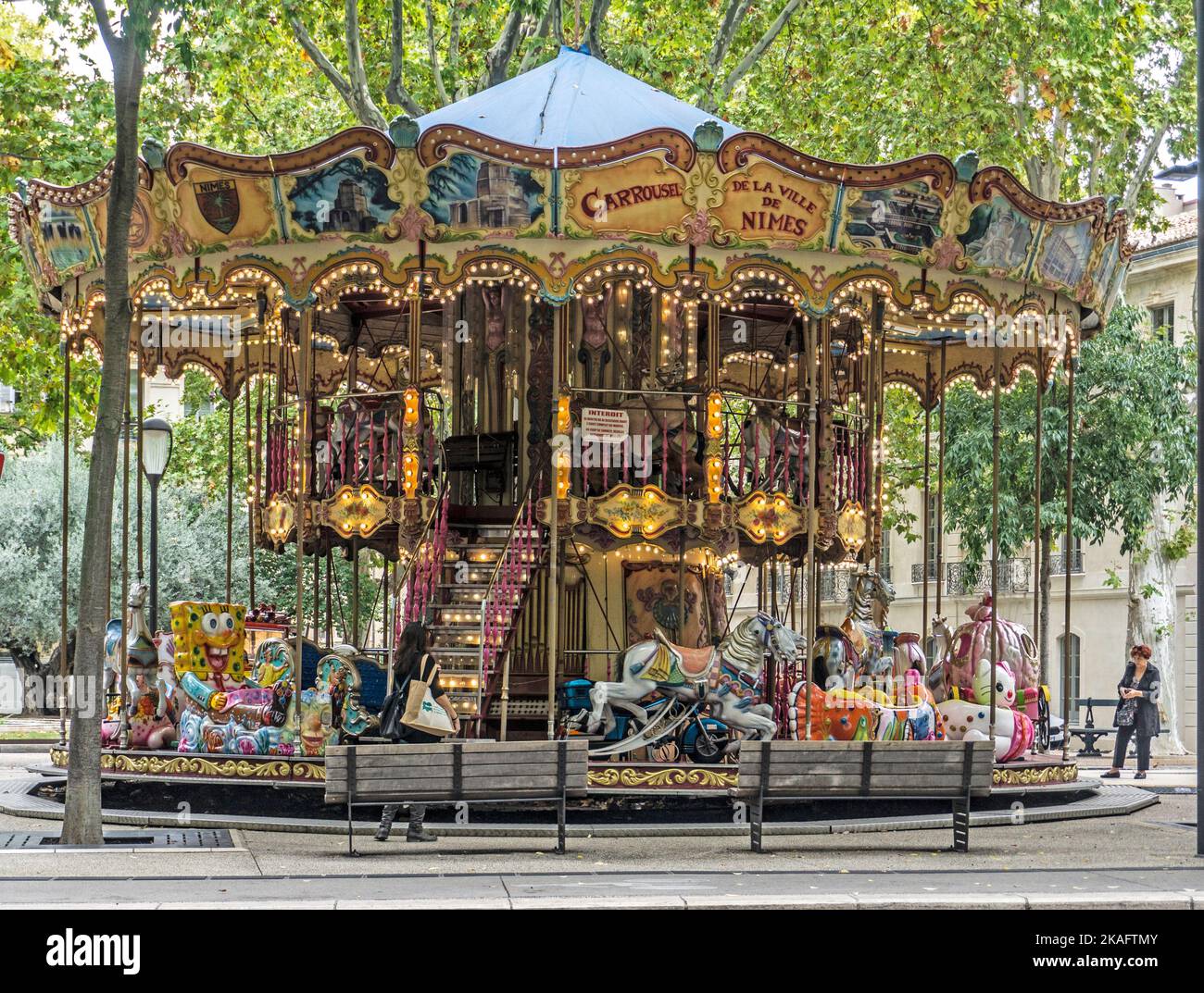Le Carrousel de la Ville Nímes, Nímes, Francia. Foto Stock