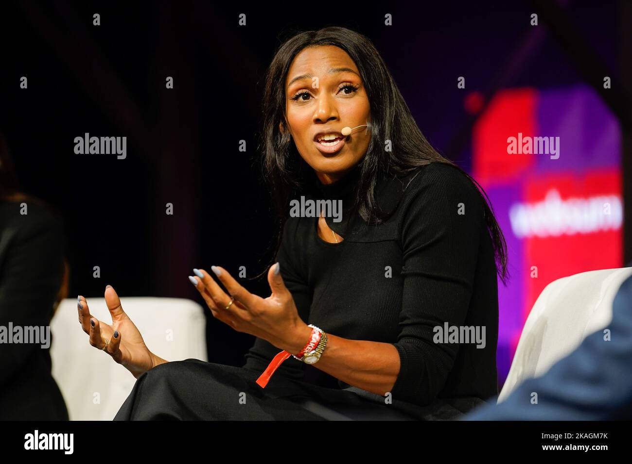 Lisbona, Portogallo. 02nd Nov 2022. Patricia Mamona, Olympian in Portogallo, si rivolge al pubblico durante la seconda giornata del Web Summit 2022 a Lisbona. (Foto di Bruno de Carvalho/SOPA Images/Sipa USA) Credit: Sipa USA/Alamy Live News Foto Stock