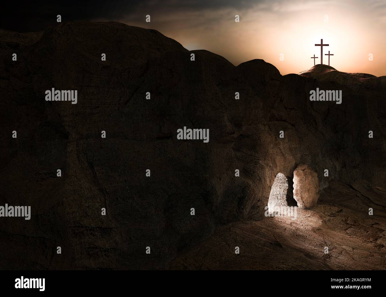La morte e la risurrezione di Gesù Cristo e la tomba di luce brillante e lo sfondo della croce sofferente sul colle del Golgota Foto Stock