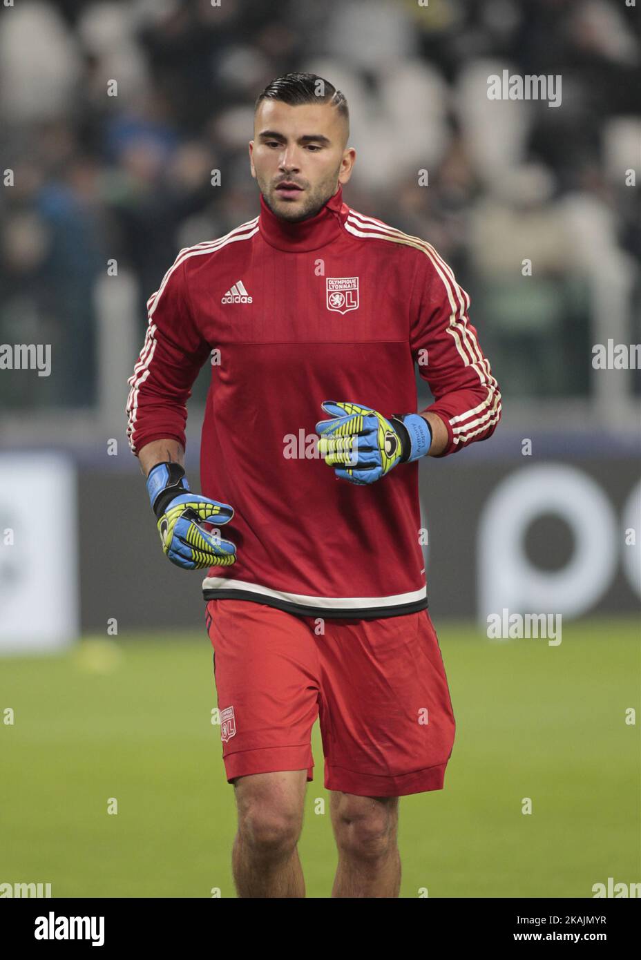 Anthony Lopes durante la Champions League tra Juventus e Olympique Lyonnais, a Torino, il 14 settembre 2016. *** Utilizzare il campo credito da credito *** Foto Stock