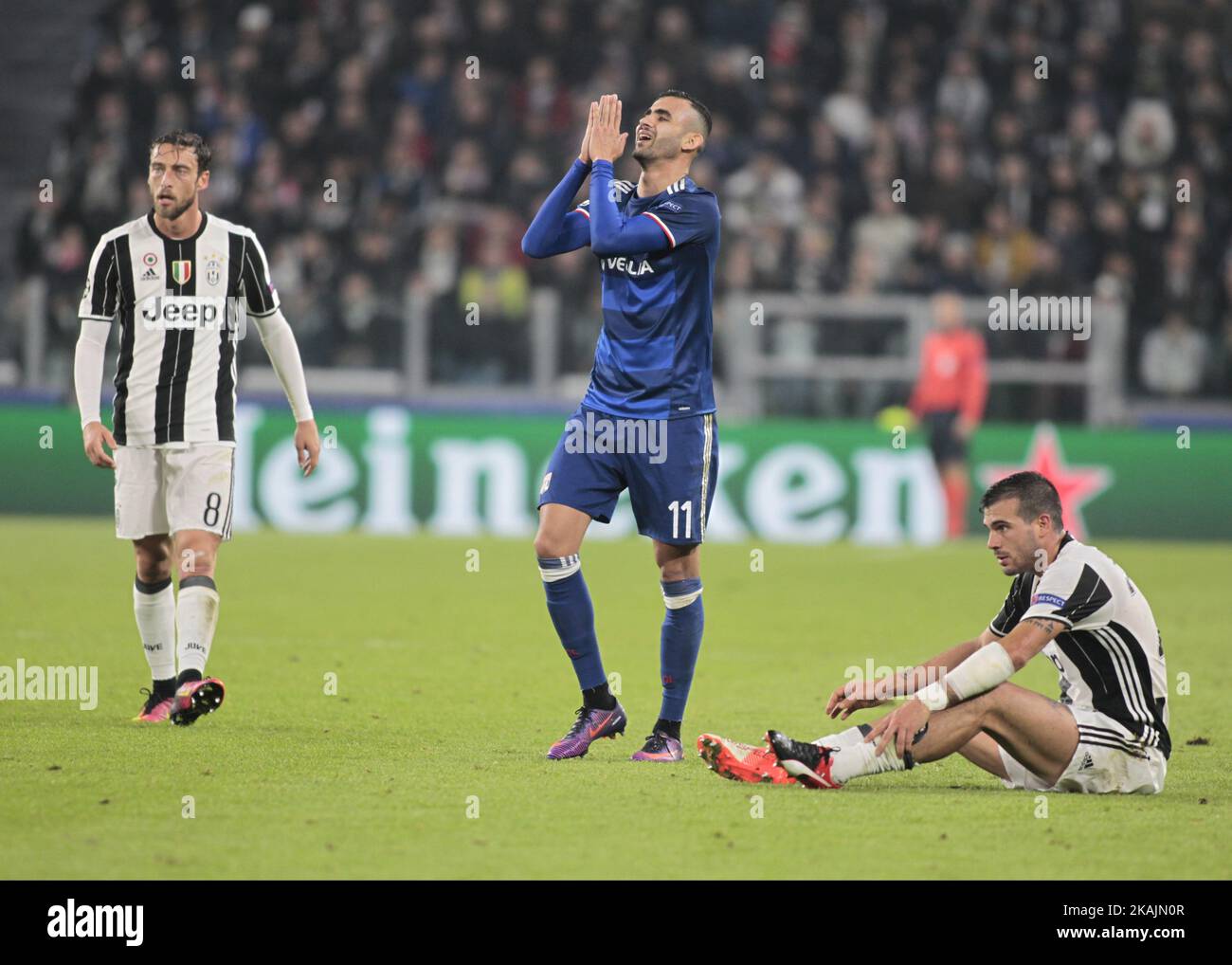 Rachid Ghezzal durante la partita di Champions League tra Juventus e Olympique Lyonnais, a Torino, il 14 settembre 2016. *** Utilizzare il campo credito da credito *** Foto Stock