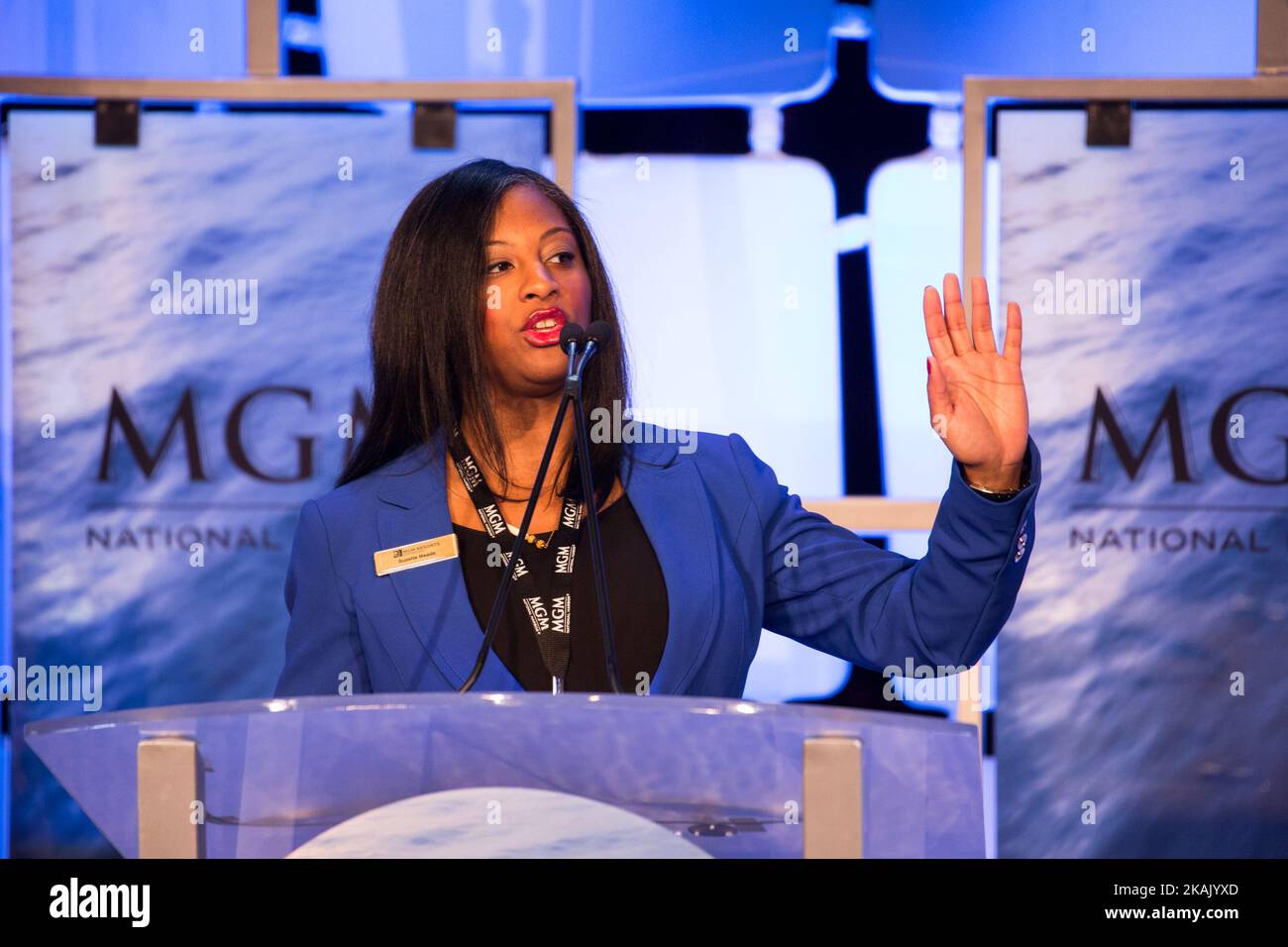 Suzette Meade, Chief Operating Officer, Regional Operations, MGM International, parla alla conferenza stampa al MGM National Harbor, a Washington, D.C. Giovedì, Dicembre 8, 2016 (Foto di Cheriss May/NurPhoto) *** Please use Credit from Credit Field *** Foto Stock