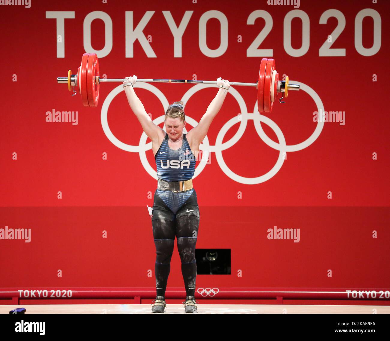 02 AGOSTO 2021 - TOKYO, GIAPPONE: Mattie ROGERS degli Stati Uniti reagisce durante il Weightlifting Women's 87kg ai Giochi Olimpici di Tokyo 2020 (Foto di Mickael Chavet/RX) Foto Stock