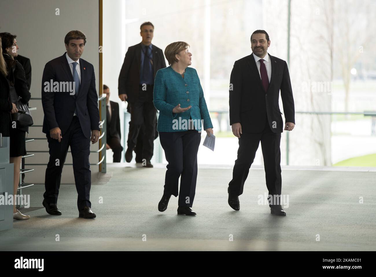 Il cancelliere tedesco Angela Merkel e il primo ministro libanese Saad Hariri giungono a una dichiarazione ai media a Berlino, in Germania, il 4 aprile 2017. (Foto di Emmanuele Contini/NurPhoto) *** Please use Credit from Credit Field *** Foto Stock