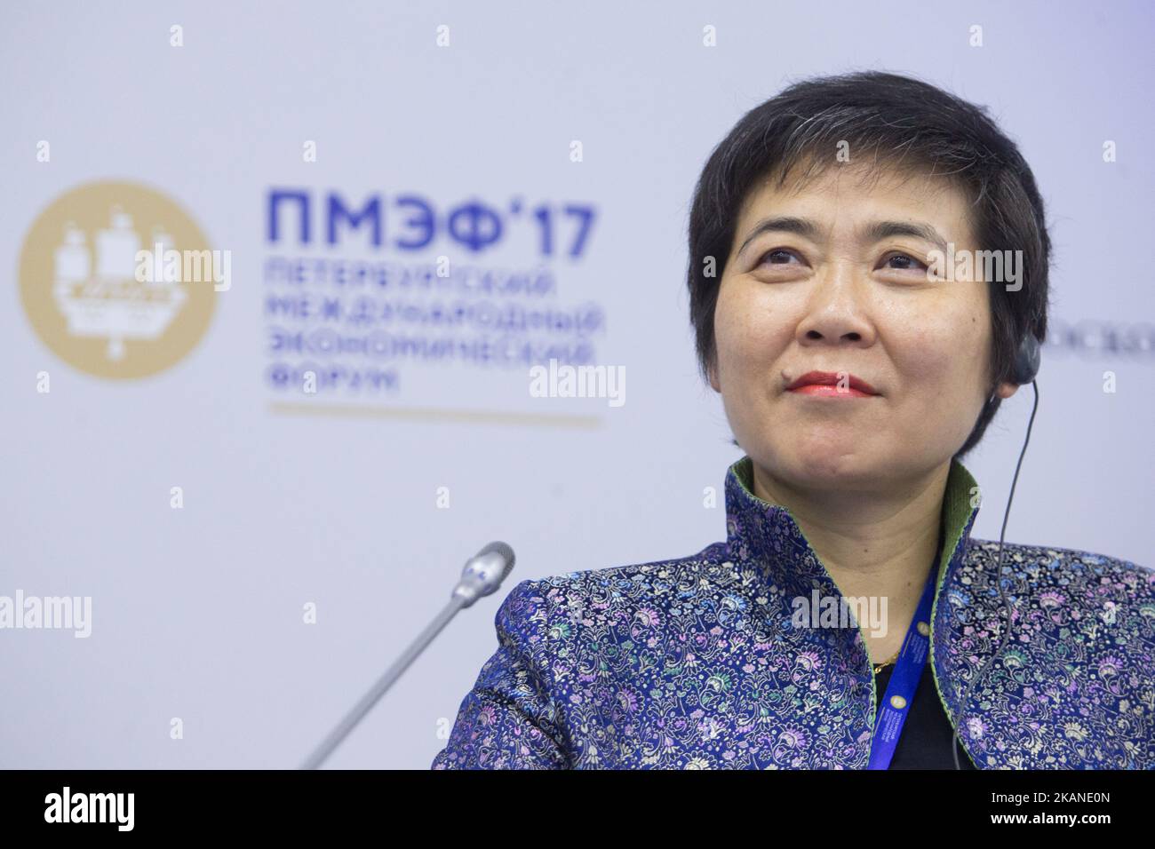 Segretario Generale, Organizzazione Internazionale dell'Aviazione civile (ICAO) Fang Liu partecipa a una sessione del Forum economico Internazionale di San Pietroburgo (SPIEF), Russia, 1 giugno 2017 (Foto di Igor Russak/NurPhoto) *** Please use Credit from Credit Field *** Foto Stock