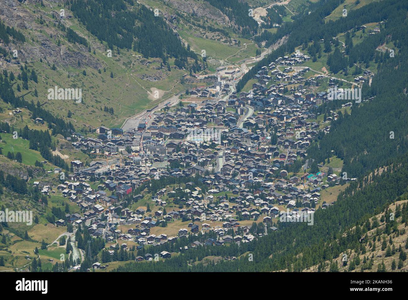 Una vista aerea del villaggio di Zermatt in Vallese, Svizzera Foto Stock