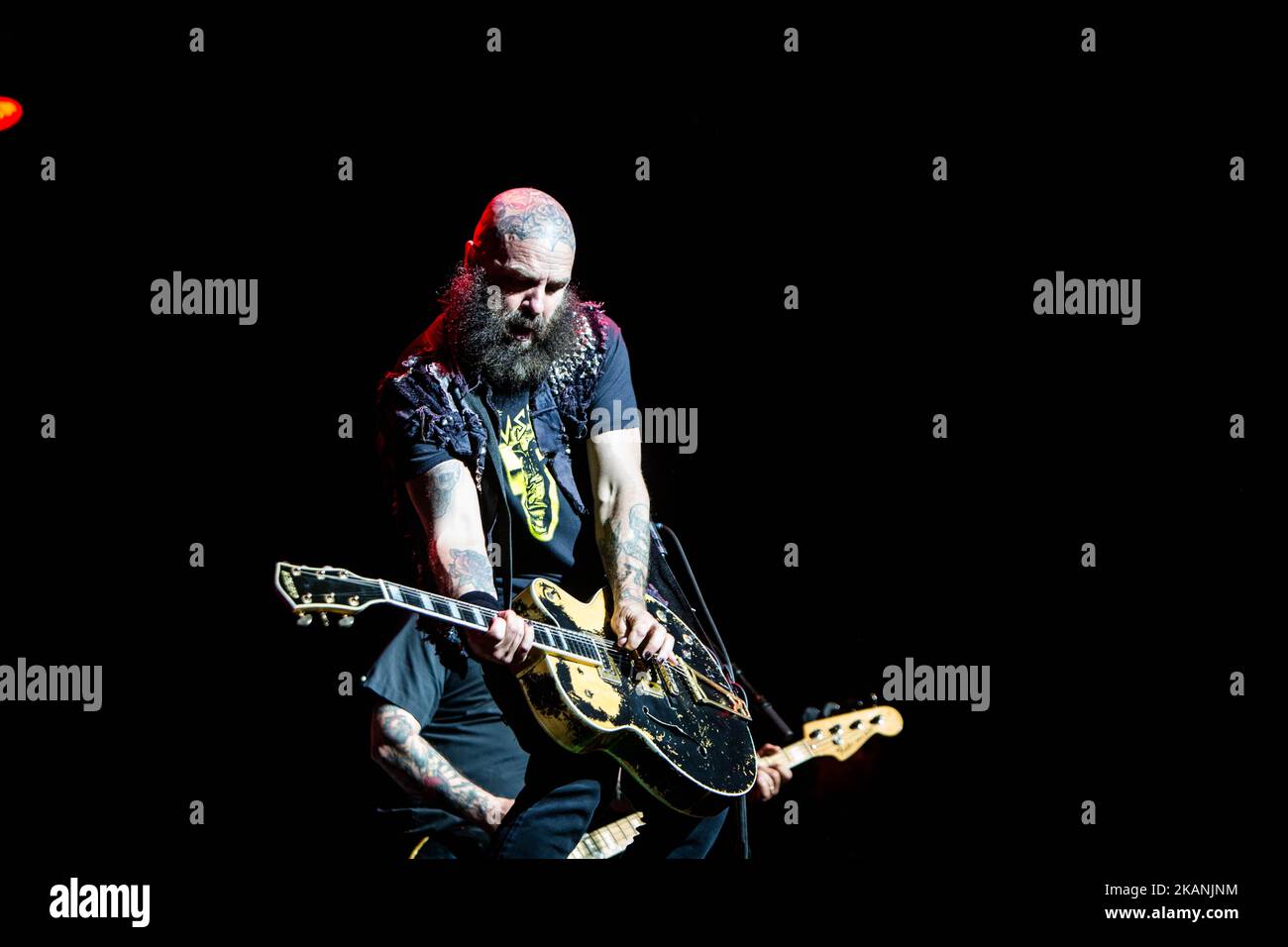 Tim Armstrong della band punk rock americana rancid raffigurato sul palco mentre si esibiscono al Pinkpop Festival 2017 di Landgraaf (Olanda) (Foto di Roberto Finizio/NurPhoto) *** Please use Credit from Credit Field *** Foto Stock