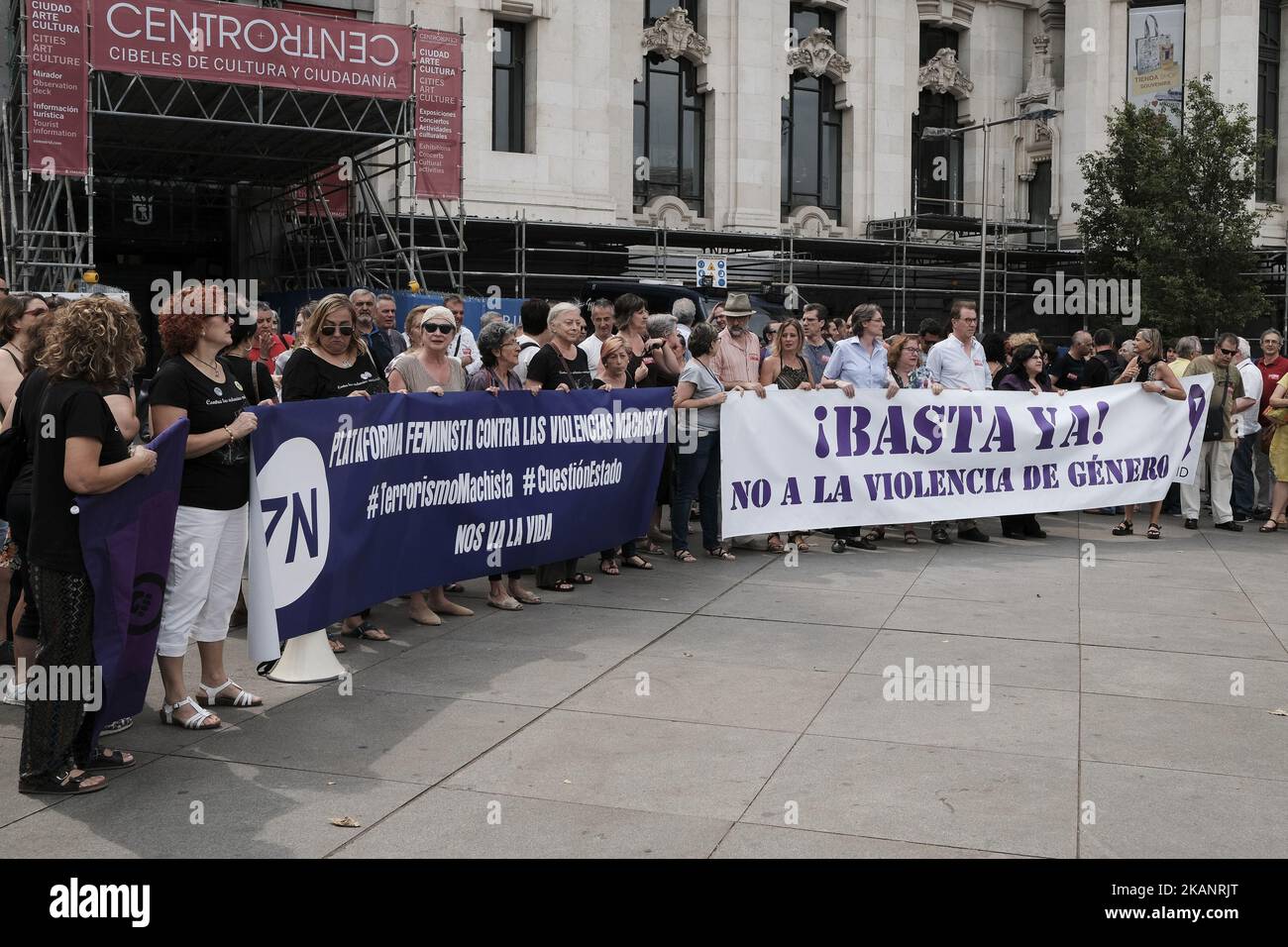 Protesta contro la violenza contro le donne, a Madrid, lunedì 19 giugno 2017. I manifestanti hanno chiesto più fondi pubblici per rafforzare i programmi di lotta contro la violenza contro le donne e promuovere la parità di genere. (Foto di Oscar Gonzalez/NurPhoto) *** Please use Credit from Credit Field *** Foto Stock